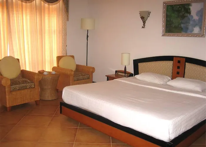 Hotel Tuan Chau Marina Ha Long