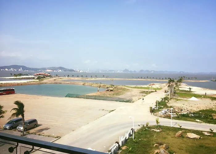 Tuan Chau Marina