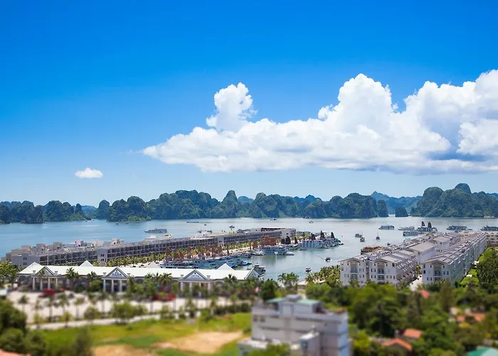 Tuan Chau Marina