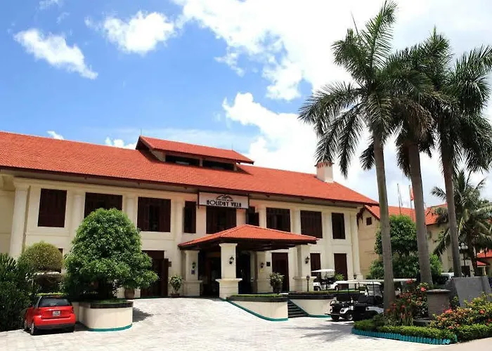 Tuan Chau Marina Hotel 2*